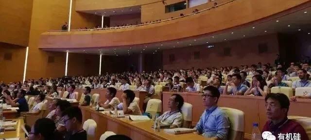 <a href='http://www.uvqsg.cn/Products/zhonghaojianzhenqiu.html' class='keys' title='點擊查看關于硅膠制品的相關信息' target='_blank'>硅膠制品</a> 硅膠制品